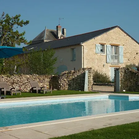Les Murets De Treze Bed & Breakfast *